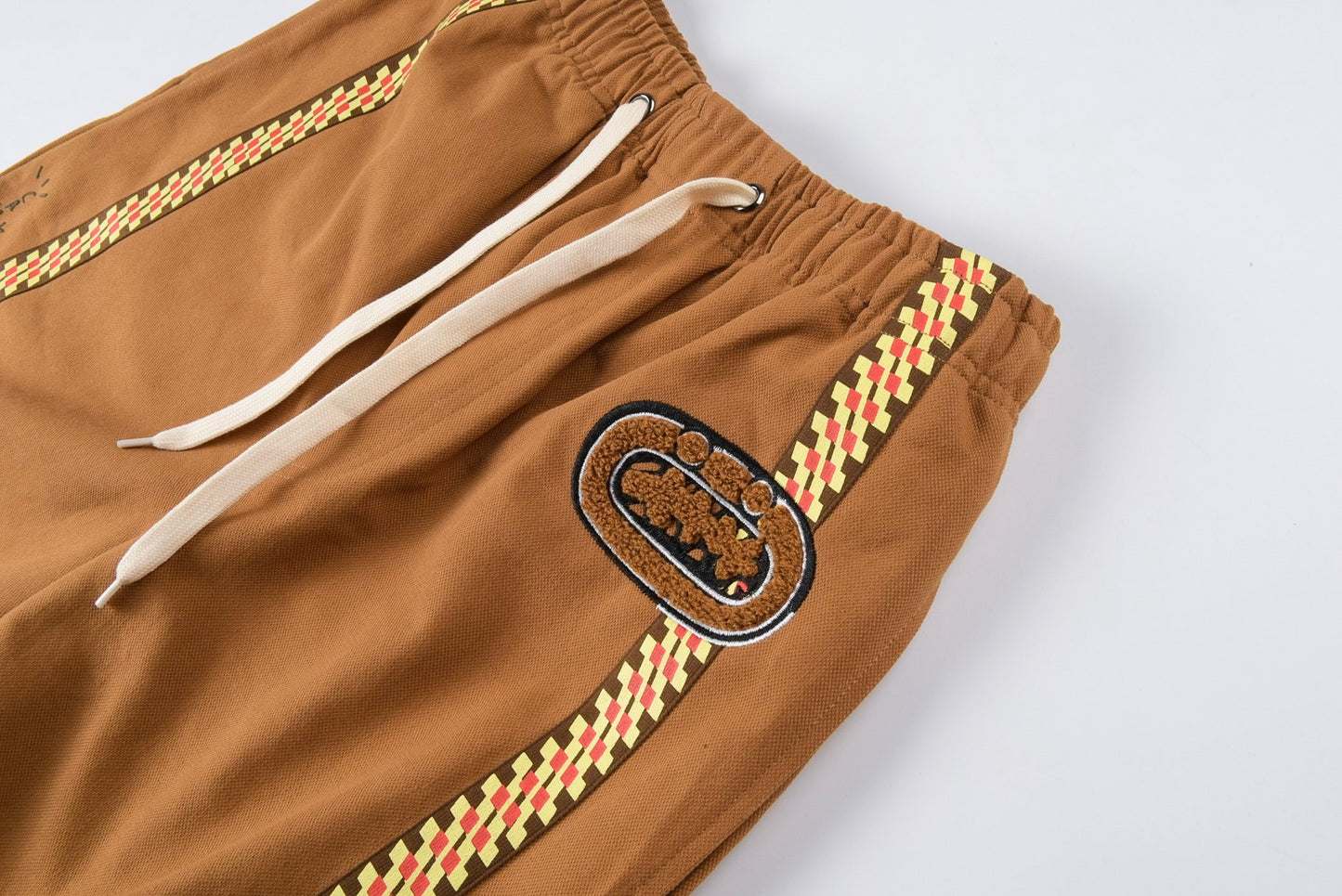 Utopia Shorts